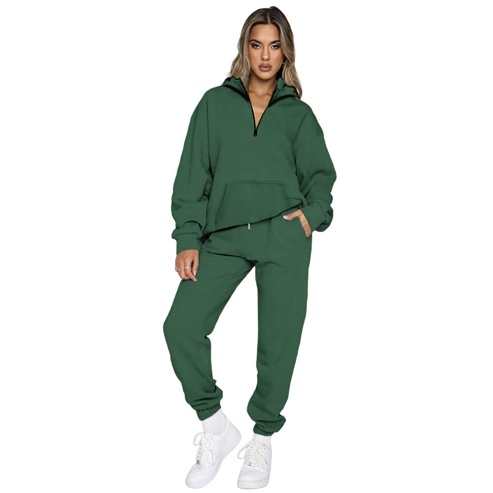 Women's Cozy Two-Piece Sweatsuit with Half-Zip and Practical Pockets