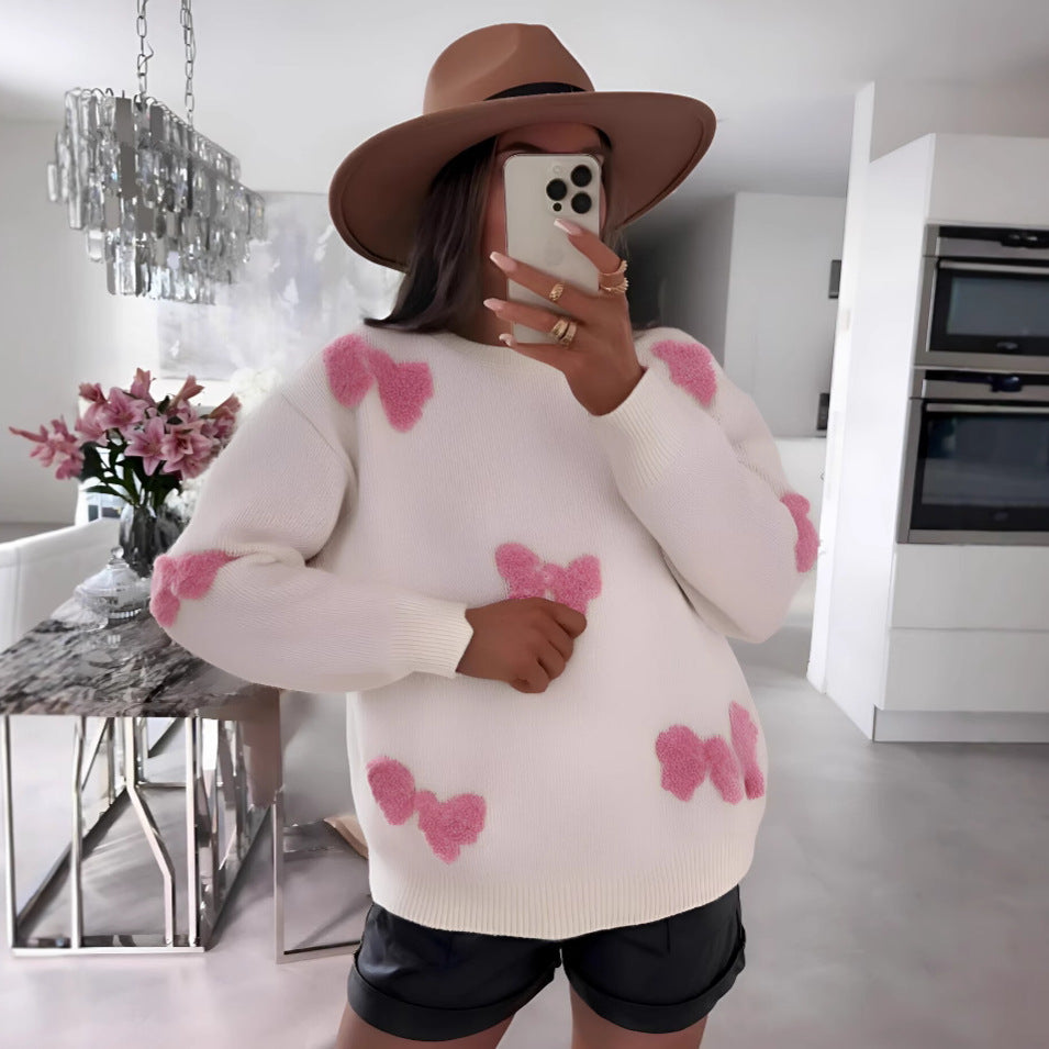 Women's Cozy Sweater with Modern Heart Design and Soft Knit