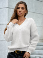 Women's Cozy V-Neck Knit Sweater with Relaxed Fit and Textured Pattern