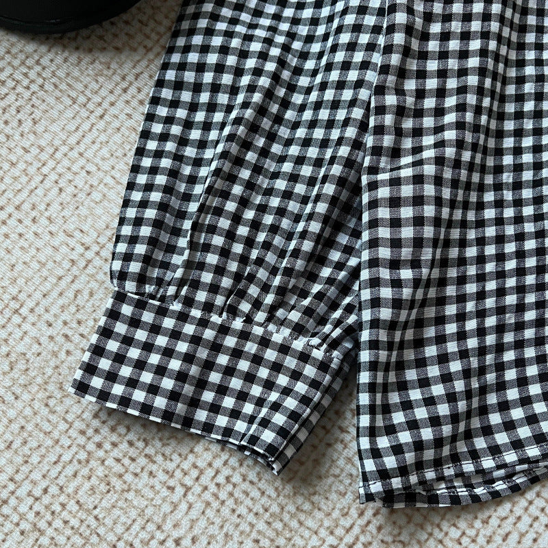 Women's Blouse with Large Collar and Ruffle Details