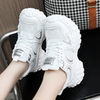Women's Breathable Casual Sneakers with Cushioned Sole and Modern Running Design