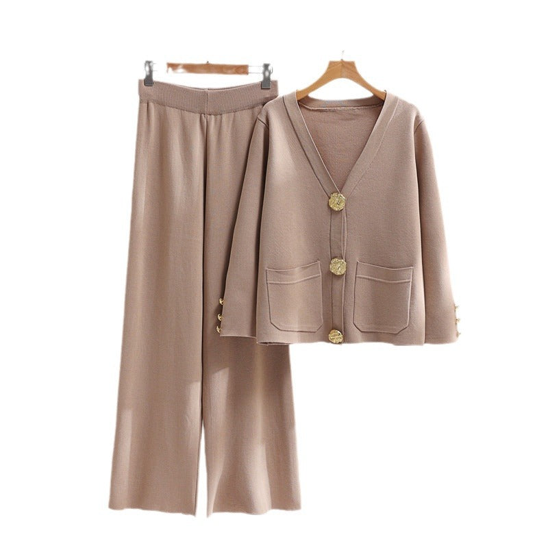 Women's Elegant Knit Loungewear Set with Wide Legs and Decorative Buttons