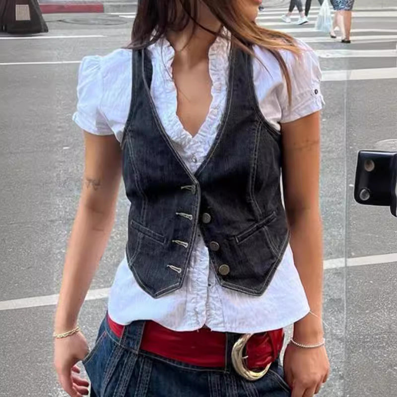 Women's Denim Vest with Elegant Button Details and Modern Pockets