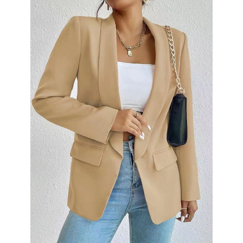 Elegant Women's Blazer with Modern Cut
