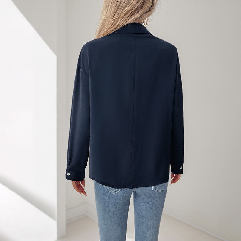 Women's Elegant Blouse with Decorative Pleat Structure
