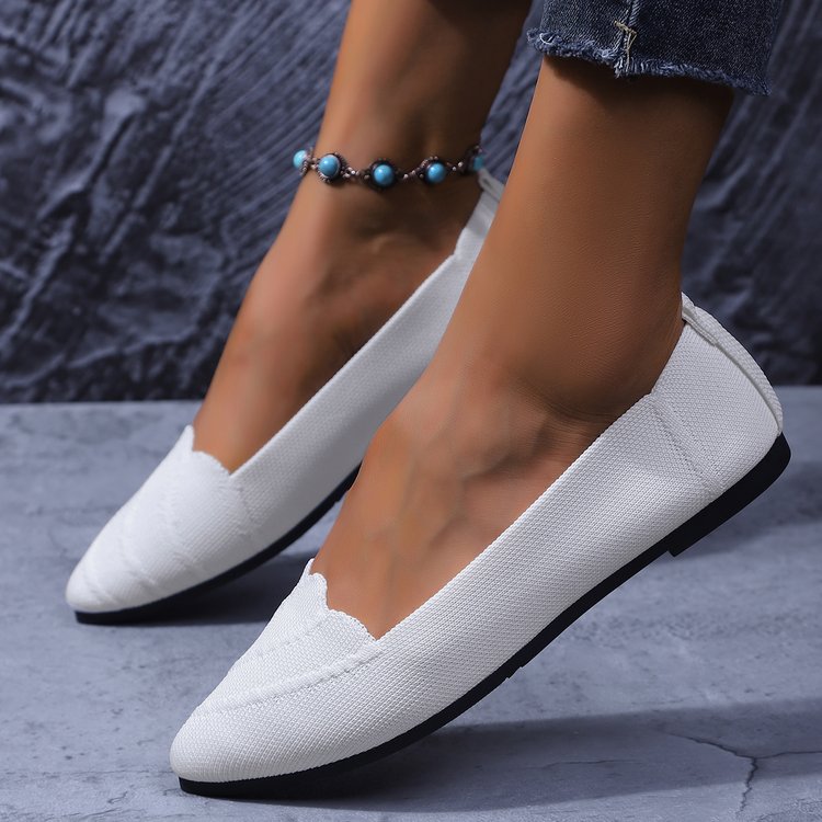 Women's Ballet Flats with Elegant Lace Texture
