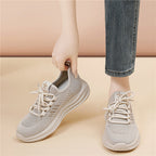 Women's Breathable Running Shoes with Shock-Absorbing Sole and Elastic Details