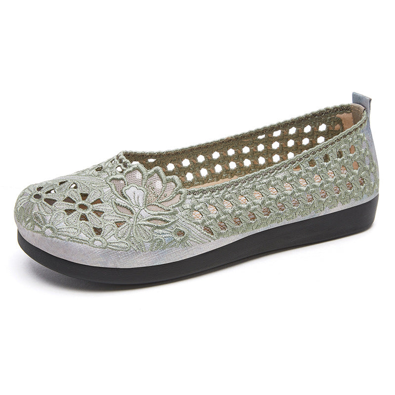 Women's Floral Embroidered Ballet Flats with Non-Slip Sole