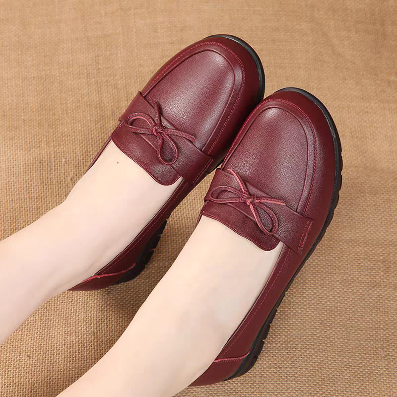 Women's Ballet Flats with Elegant Bow Accents and Non-Slip Sole
