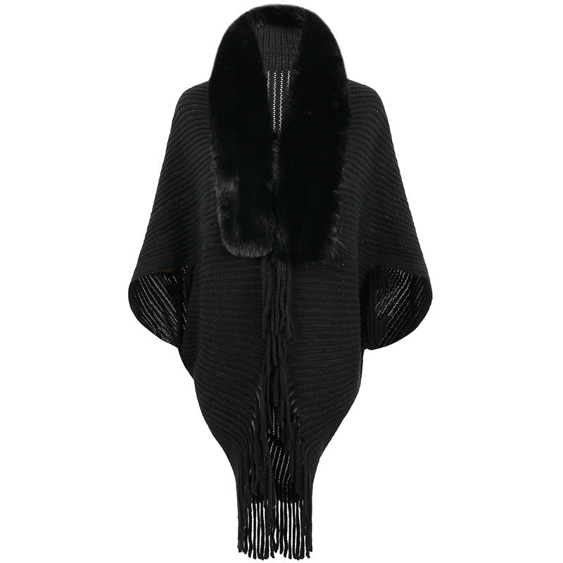 Women's Luxurious Knit Poncho with Faux Fur Collar and Fringe