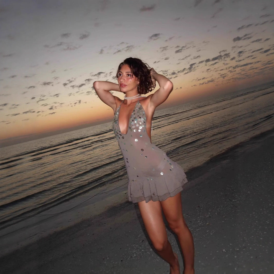 Women's Sleeveless Summer Top with Sparkling Sequins and Ruffled Hem