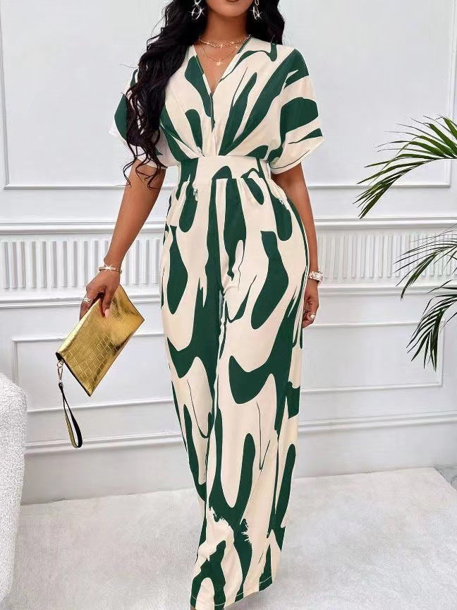 Elegant Women's Jumpsuit with Wide Legs and Refined Design