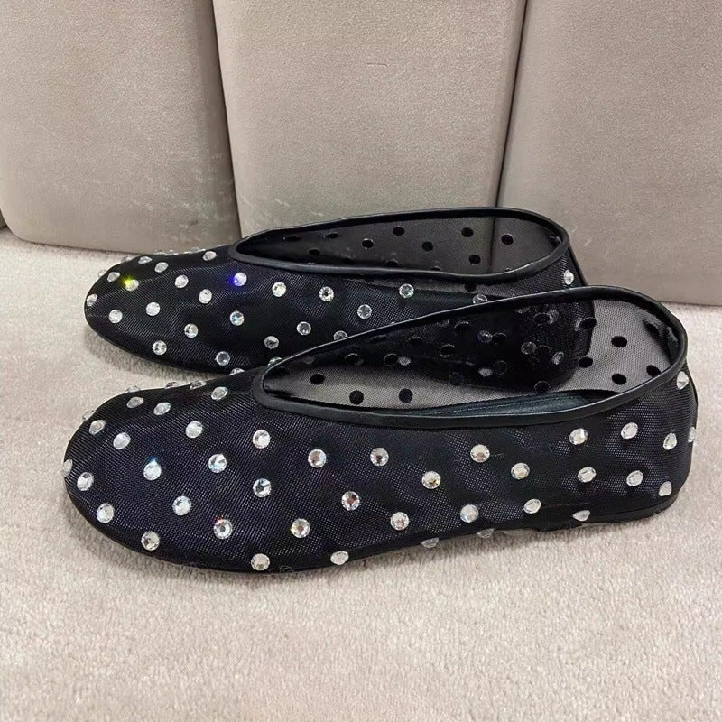 Women's Ballet Flats with Floral Embroidery and Comfortable Lining