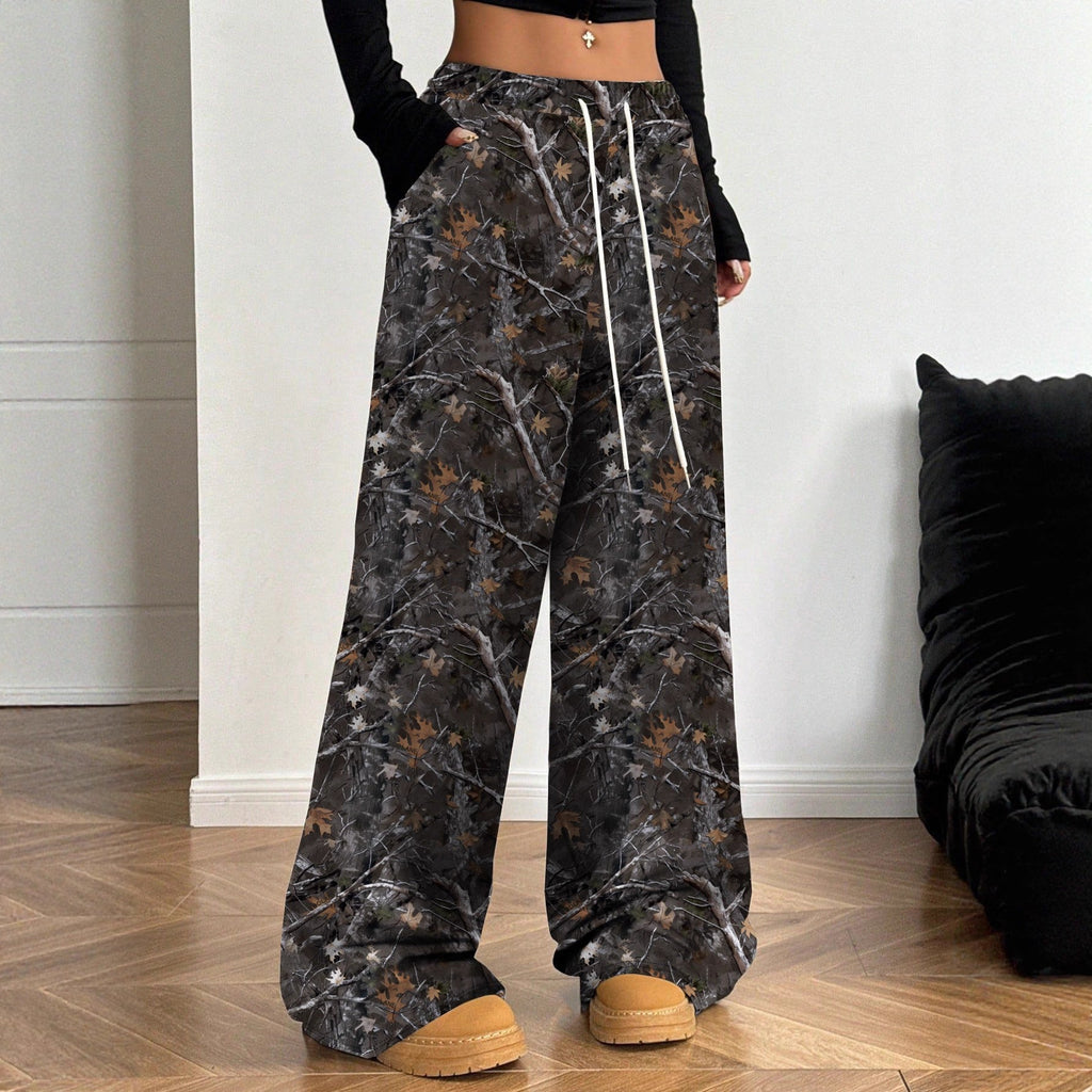 Women's High-Waisted Cargo Pants with All-Over Pattern