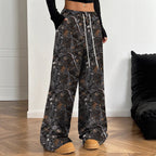 Women's High-Waisted Cargo Pants with All-Over Pattern