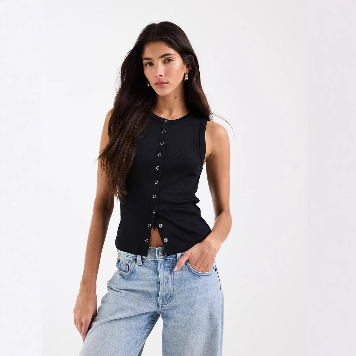 Women's Sleeveless Ribbed Button-Down Shirt