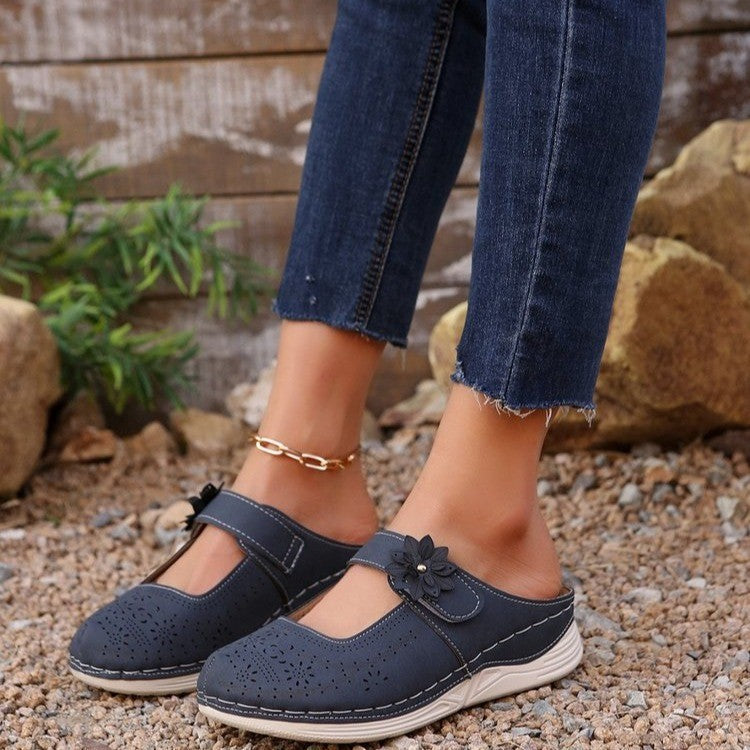 Women's Breathable Clogs with Floral Decor