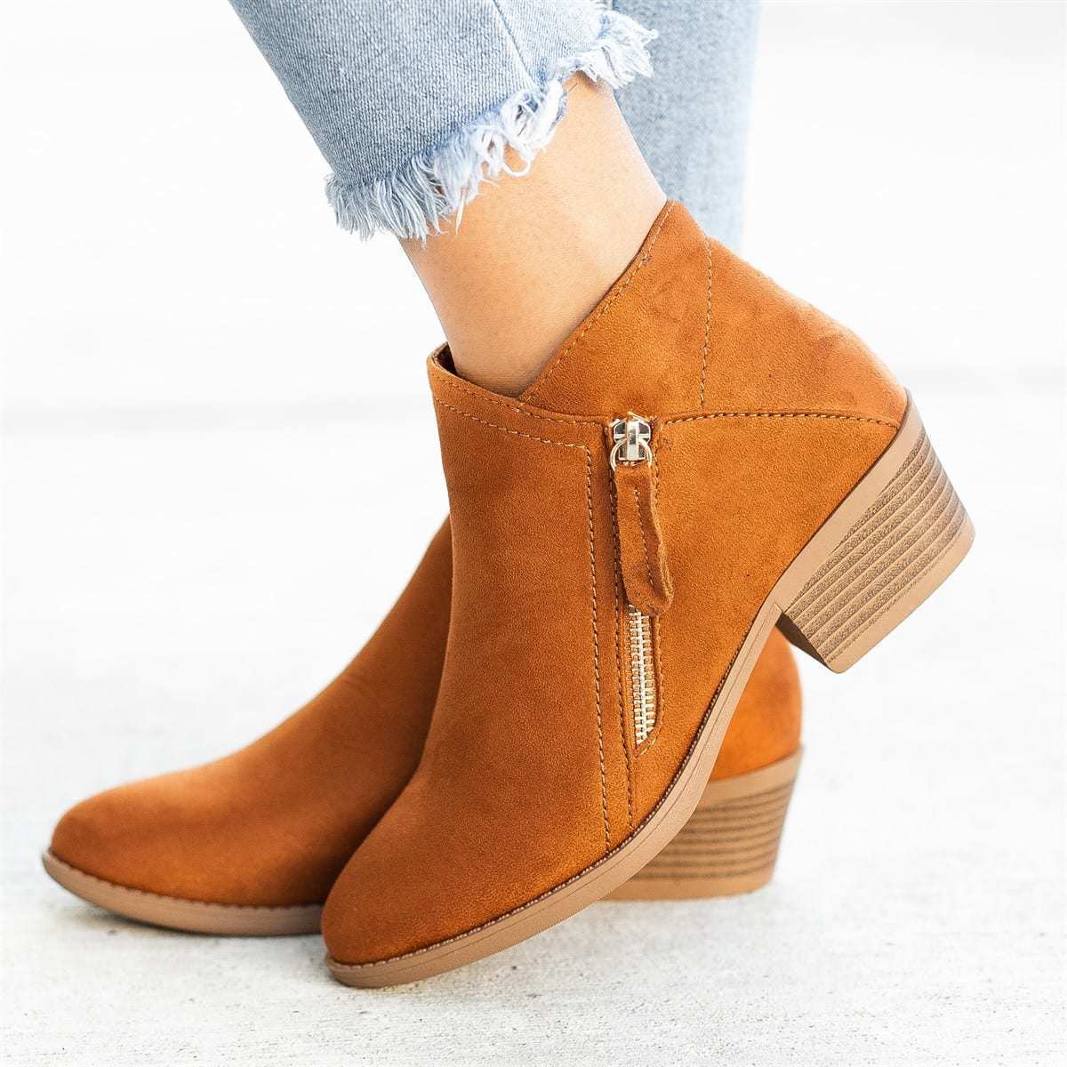 Women's Ankle Boots with Zipper and Block Heel