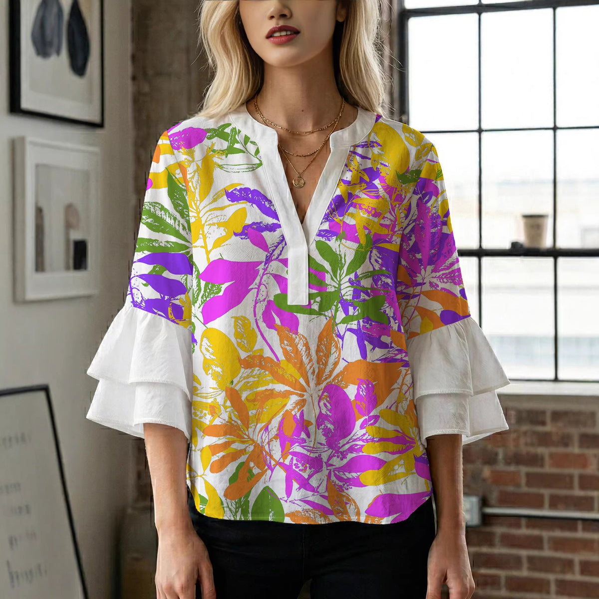 Women's Floral Blouse with Voluminous Sleeves