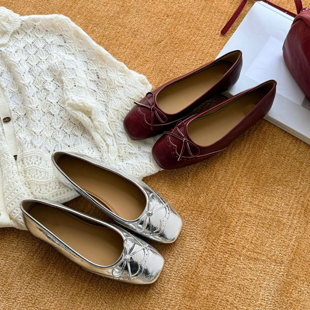 Women's Ballet Flats with Decorative Strap and Leather Finish