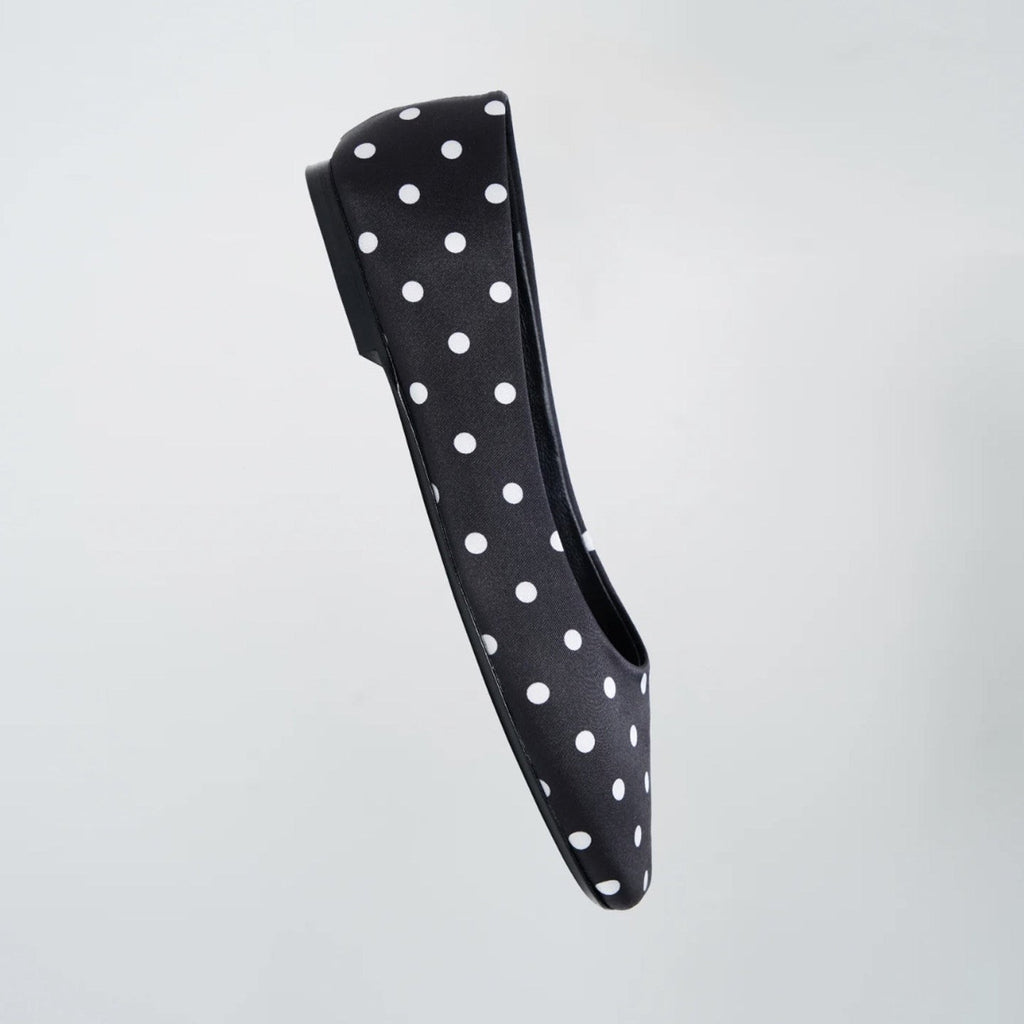Women's Ballet Flats with Elegant Dot Pattern and Comfortable Lining