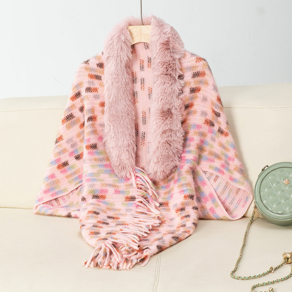 Women's Elegant Poncho with Luxurious Faux Fur Collar and Fringe