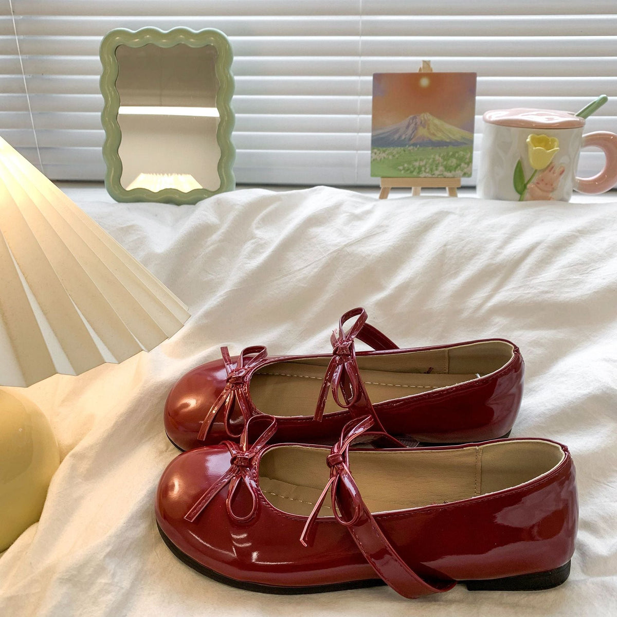 Women's Ballet Flats with Decorative Bows and Comfortable Footbed