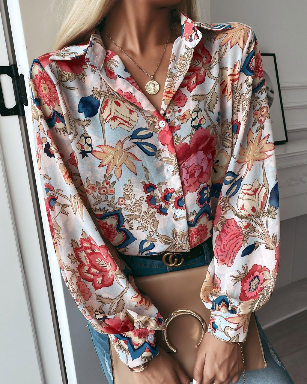 Women's Elegant Floral Blouse with Puff Sleeves