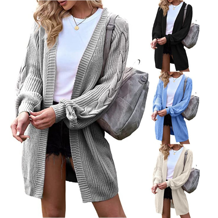 Women's Chunky Knit Cardigan with Elegant Cable Pattern and Casual Cut