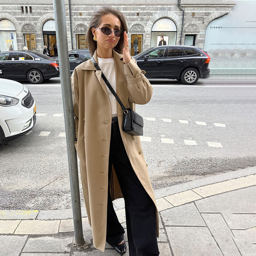 Elegant Trench Coat with Quality Craftsmanship and Loose Cut