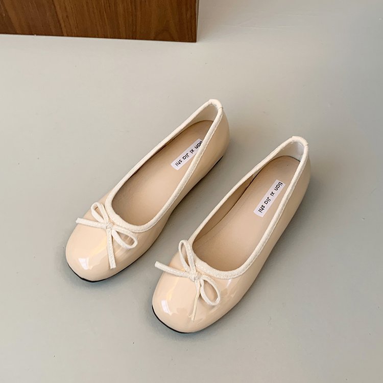 Women's Ballet Flats with Decorative Bow Appliqué and Comfortable Footbed