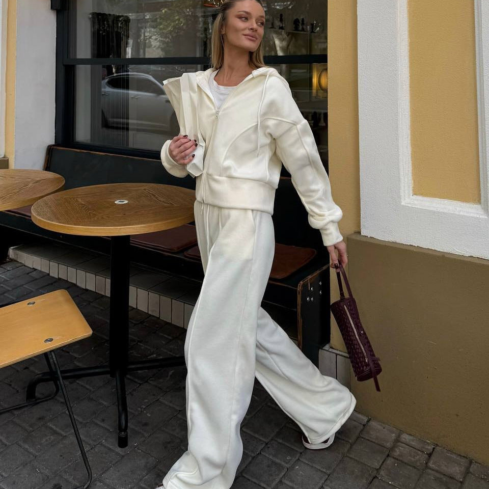 Women's Comfortable Fleece Hoodie and Lounge Pants Set