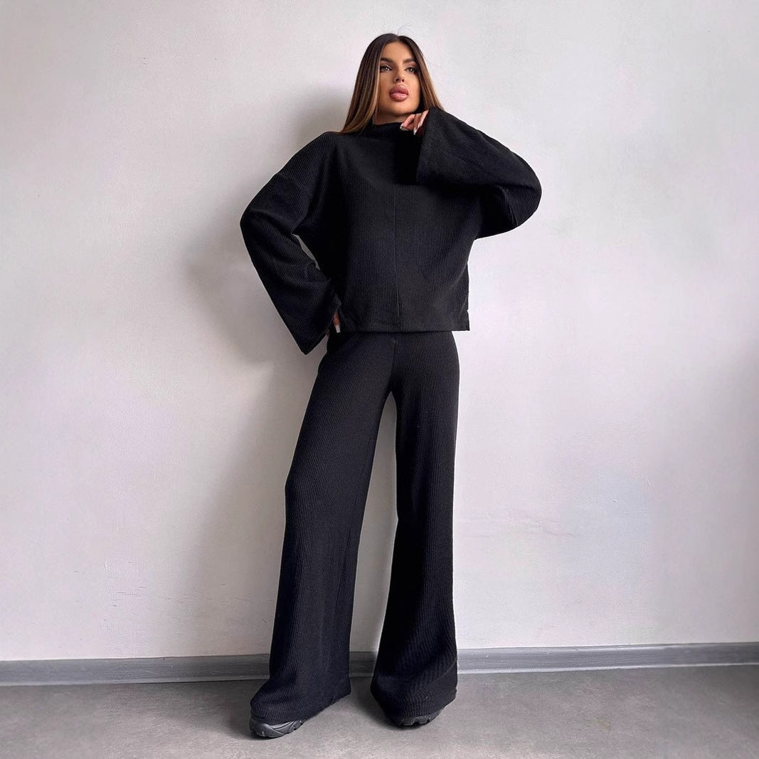 Women Comfortable Sweat Loungewear Suit with Wide Cut and High Sleeves
