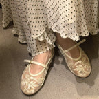 Women's Ballet Flats with Floral Embroidery