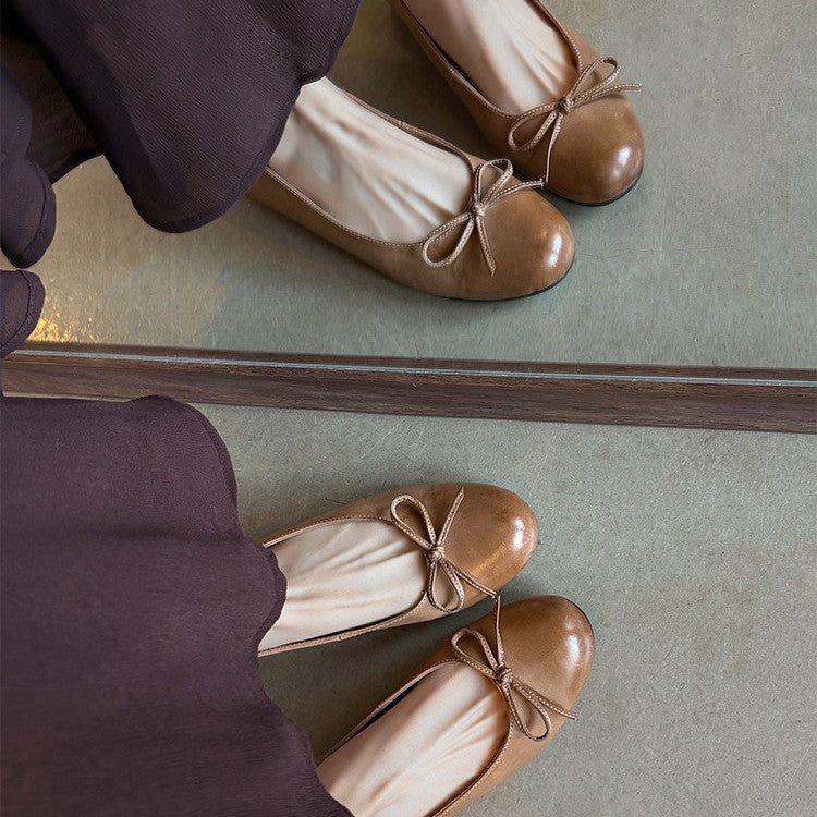 Women's Ballet Flats with Decorative Bow Detail