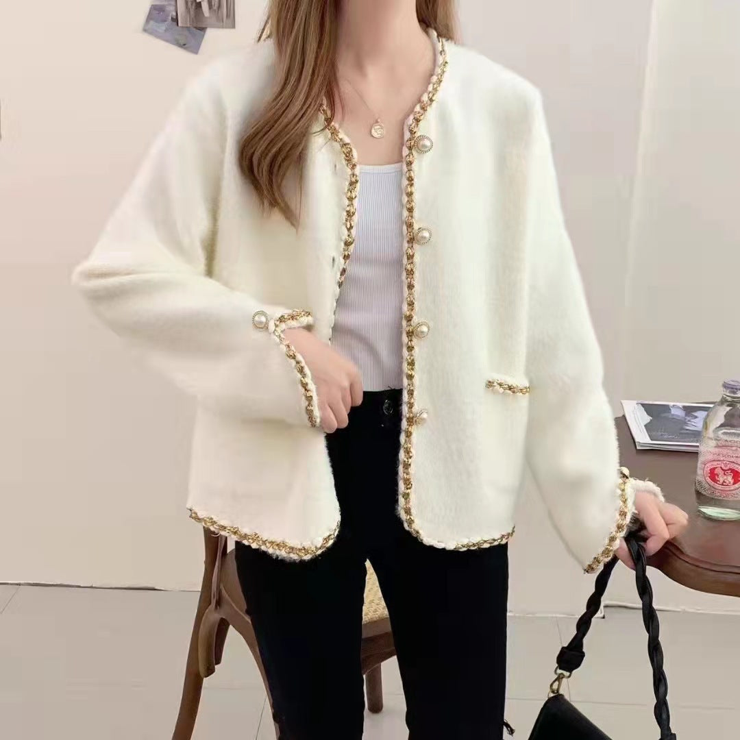 Women's Elegant Cardigan with Decorative Pearl Buttons and Fine Texture