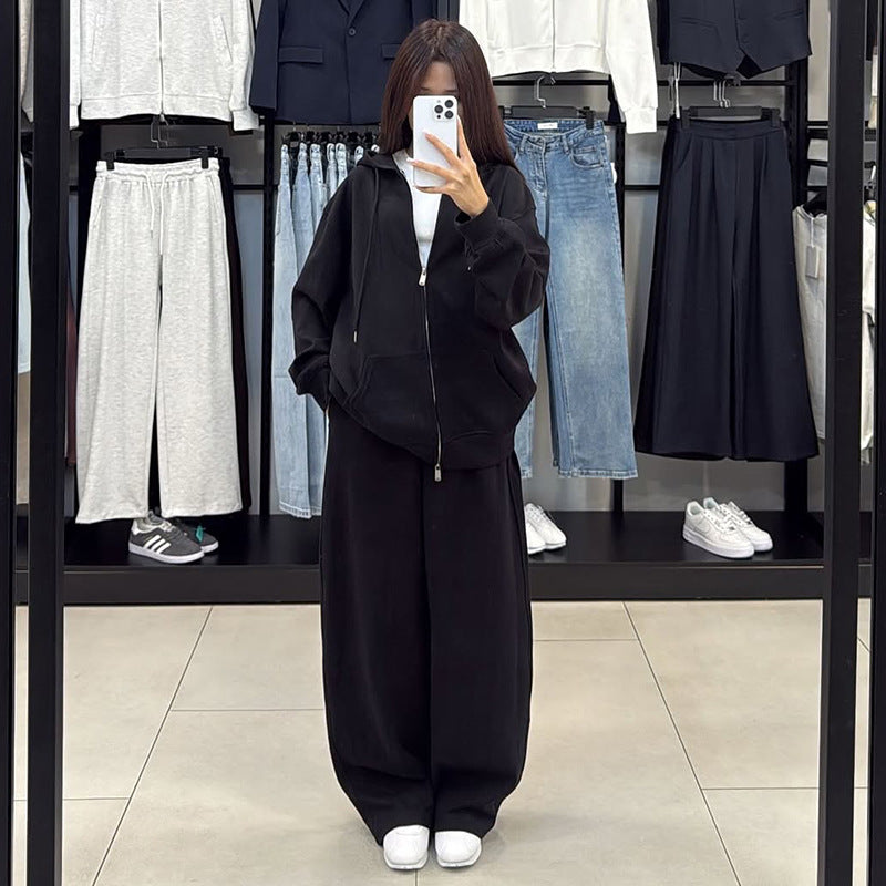Comfortable and Stylish Women's Hoodie Set