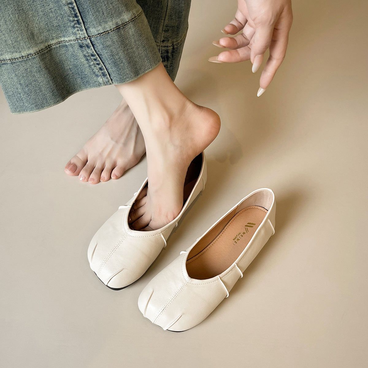 Women's Ballet Flats with Unique Pleated Design