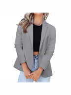 Elegant Blazer with Modern Cut and Practical Pockets