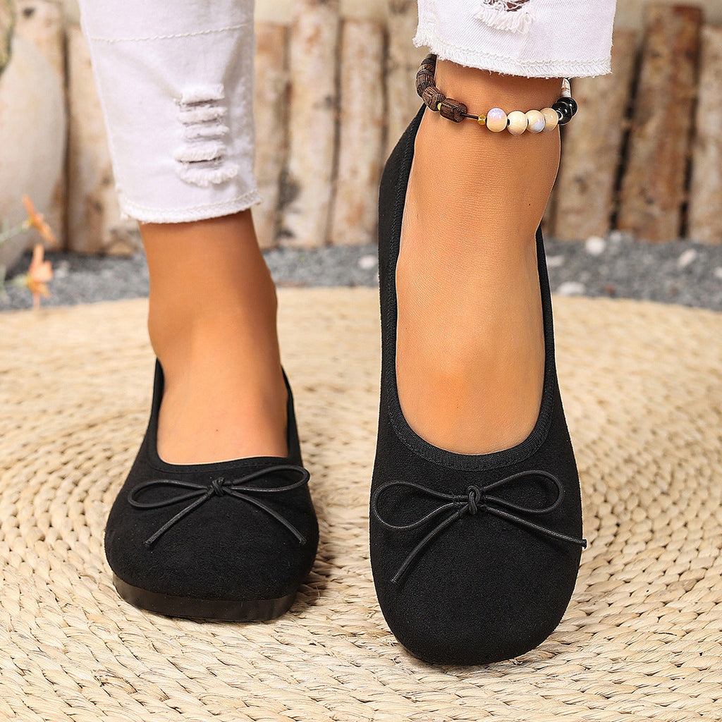 Women's Ballet Flats with Fine Bow Design