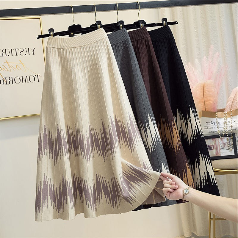 Women's Maxi Skirt with Wave Pattern and Elastic Waistband