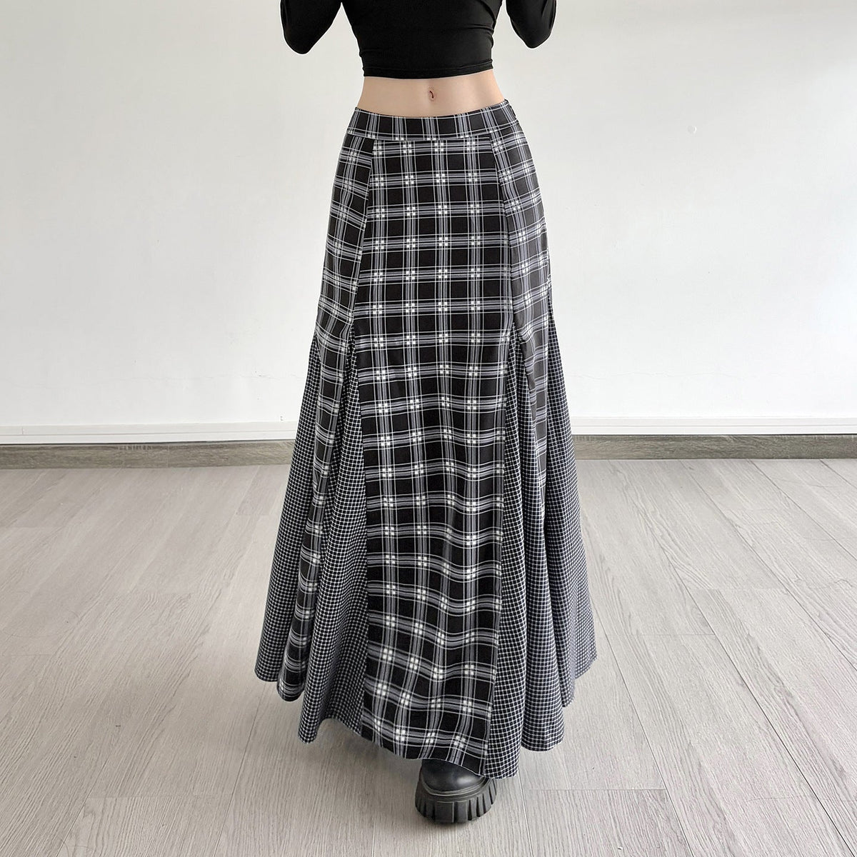 Women's Plaid Maxi Skirt with Slit
