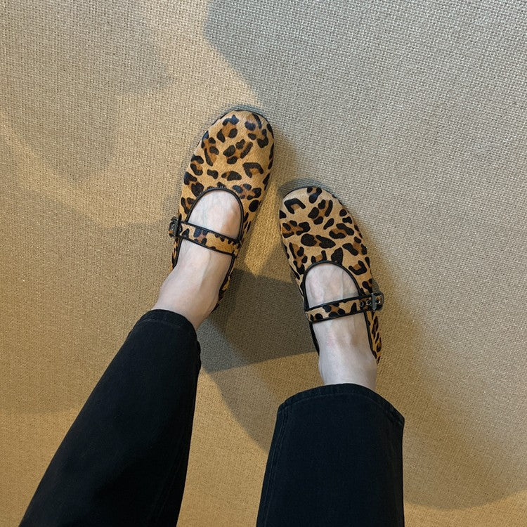 Women's Ballet Flats with Strap and Suede-Look Finish