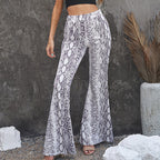 Women's Flared Leggings in Elegant Snakeskin Print