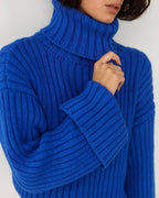 Women's Chunky Knit Sweater with High Collar and Ribbed Texture