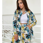 Women's Fashionable Ensemble with Floral Pattern and Wide Cut
