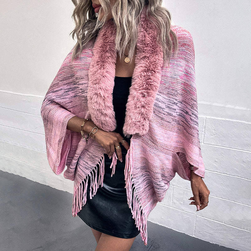 Elegant Women's Poncho with Faux Fur Collar and Fringed Hem