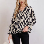 Women's Blouse with Modern Zigzag Pattern and Elegant Balloon Sleeves