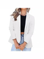 Elegant Blazer with Modern Cut and Practical Pockets