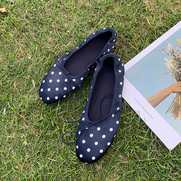 Women's Ballet Flats with Bow Detail
